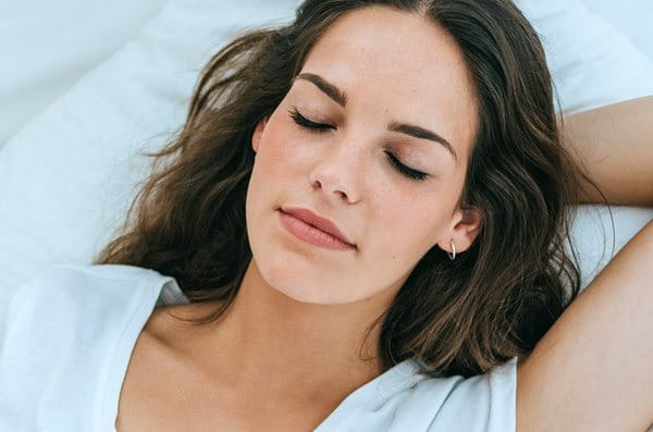 Основные ингредиенты для увлажнения кожи: мнение эксперта | Eucerin